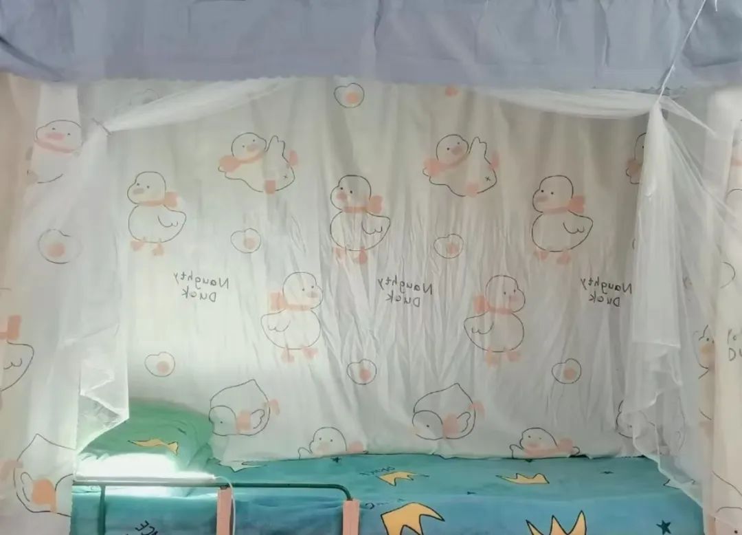 整洁床铺2.jpg